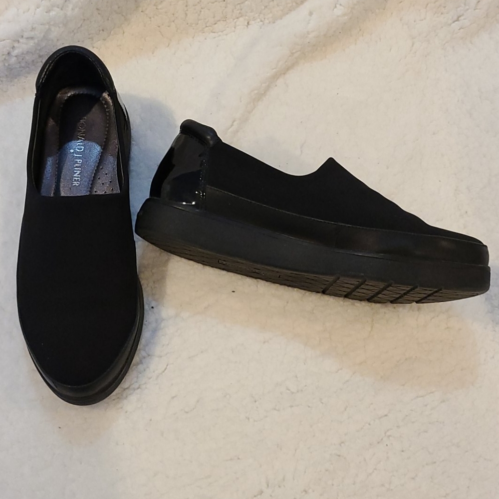 Donald J Pliner Black leather/ fabric loafers